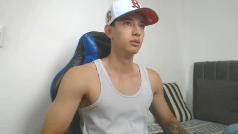 Hi guys im new 3 online show from April 11, 2:20 pm