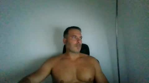 jam3s5959 online show from August 5, 3:17 pm