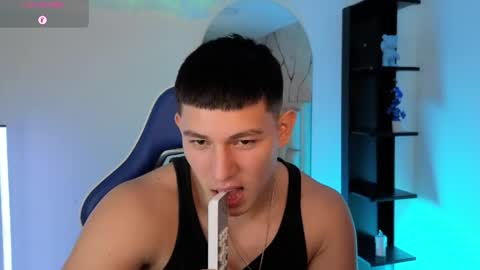 james_cr online show from June 4, 2:34 pm