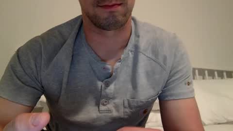 jamesnewtron online show from November 12, 3:01 am