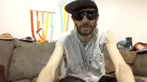 Explore with me online show from May 31, 2:45 am