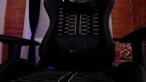 JKing  online show from July 4, 11:41 pm