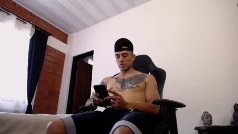 JKing  online show from July 7, 5:16 pm