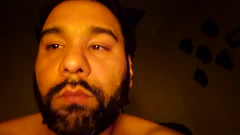 jblumoon2000 online show from December 6, 6:26 am