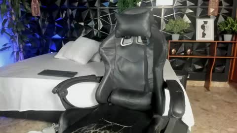 Jeremy online show from May 22, 9:42 pm