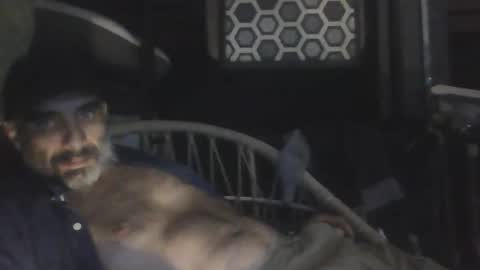 jglarsbel online show from March 18, 9:45 am