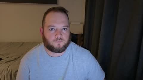 john_bear1 online show from May 7, 8:25 am