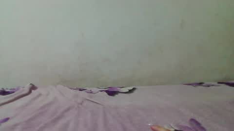 johnnymn742277 online show from July 15, 8:04 pm