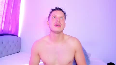johnycooper08 online show from July 8, 2:32 pm