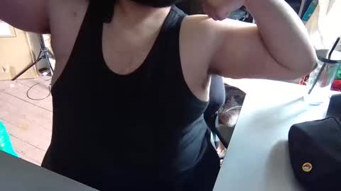 jordangxo online show from May 16, 5:44 pm