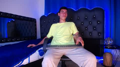 Jorge Johnson online show from February 11, 3:22 am