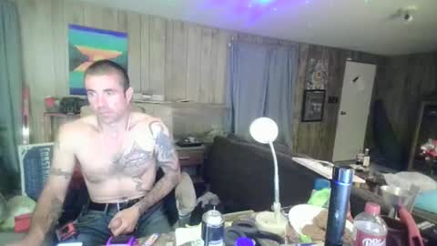 jrizzle1111 online show from February 18, 11:41 am