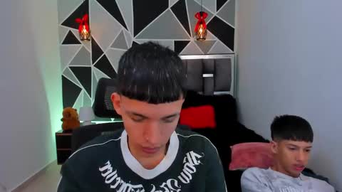 JuanSteven online show from March 15, 11:18 am