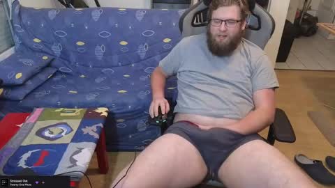 Julcs online show from March 2, 5:41 pm