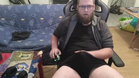 Julcs online show from January 23, 5:21 pm