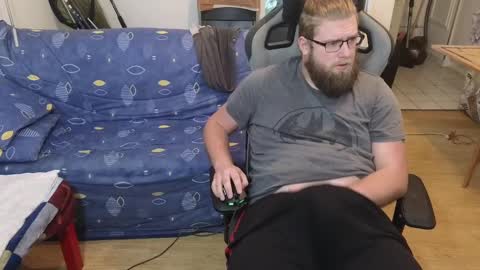 Julcs online show from February 13, 10:02 am