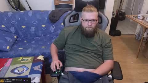 Julcs online show from March 7, 7:05 pm