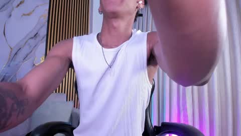 Julien online show from March 29, 11:54 am