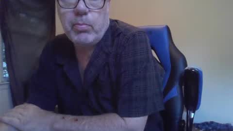 junkhp1 online show from August 8, 12:23 pm