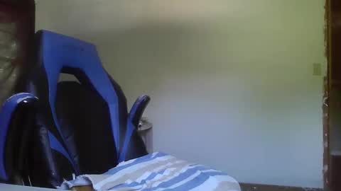 junkhp1 online show from June 1, 7:36 pm