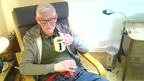 justasocialwanker online show from March 24, 11:26 am