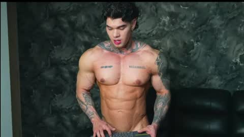 justin clark1 online show from June 26, 5:21 am