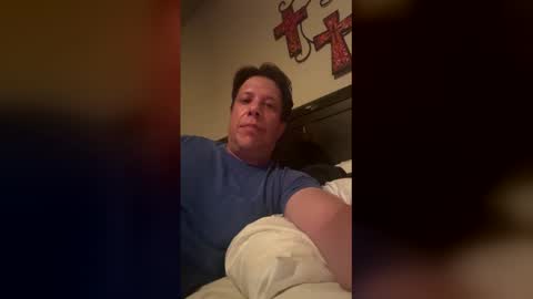 justinjohnson524 online show from May 2, 1:08 am