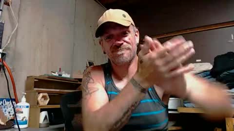 justinmoore1987 online show from May 21, 6:31 am