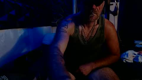 justinmoore1987 online show from May 29, 11:20 am