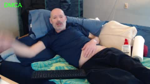 Justonetime1 online show from April 1, 4:48 pm