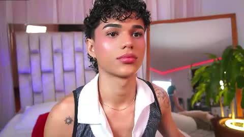 kai_onfire online show from July 21, 4:36 am