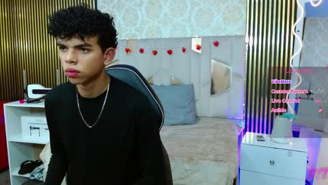  keahi  online show from April 4, 7:11 pm