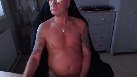 kellysomerset online show from June 22, 3:57 am