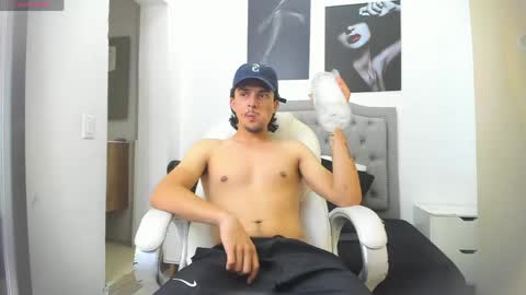Ken Valkov online show from April 21, 1:42 am