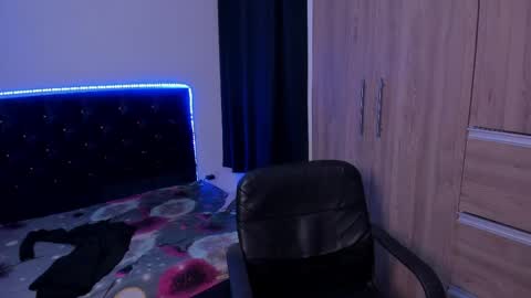 kenerth_taylor online show from April 1, 3:30 am