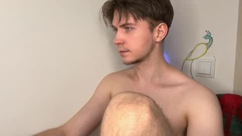 Kero online show from April 3, 8:05 pm