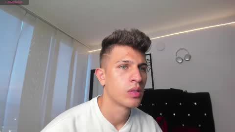 Kevin Ahs online show from November 7, 10:35 pm