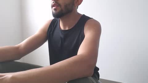 kevinskyb online show from May 4, 8:32 pm