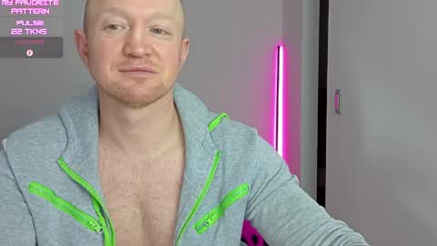 Kevin online show from May 18, 1:46 am