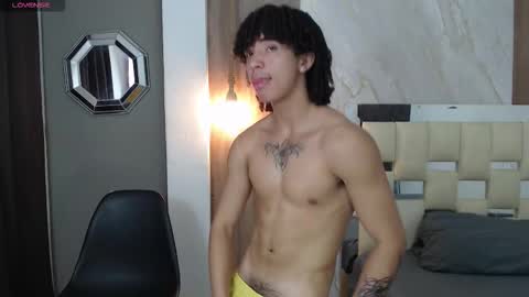 KIM online show from March 15, 4:24 pm