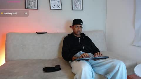Kimmie online show from June 6, 12:16 am