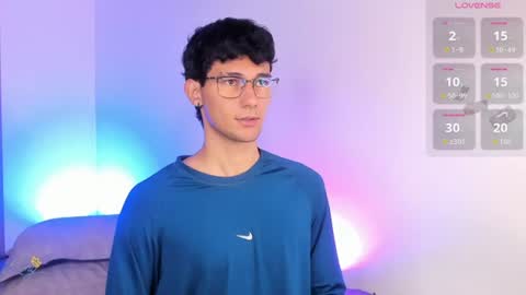  A L E X  online show from June 25, 3:53 am