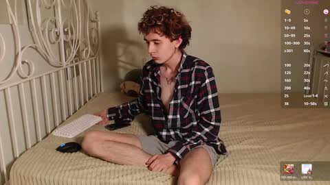 Alan online show from April 1, 7:11 pm