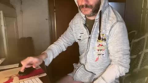 kissofbanned1983 online show from March 22, 10:20 am