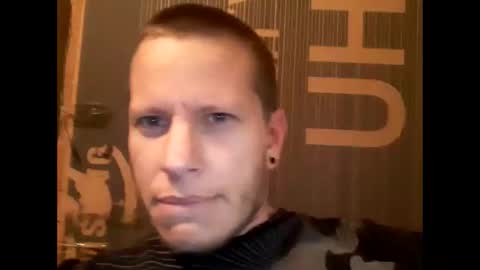 kriskoch1 online show from March 29, 4:07 pm