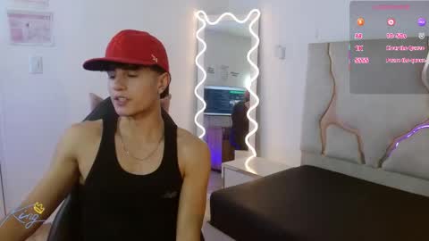 kyler_tay online show from May 12, 3:31 pm