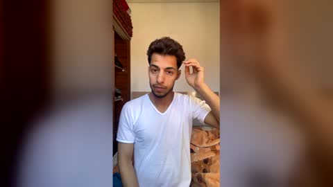 lamalahmiloud online show from April 4, 2:36 pm