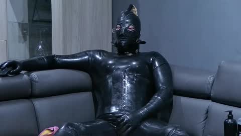 latex boy 38 online show from January 12, 8:36 pm