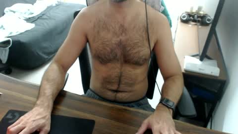 latexdave84 online show from June 22, 10:42 am