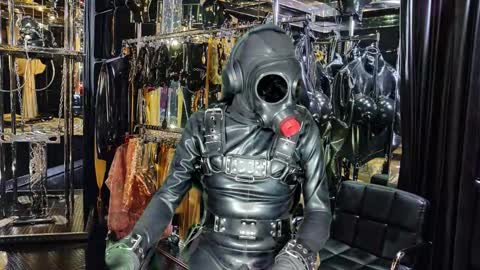 latexlover202 online show from February 15, 3:09 pm